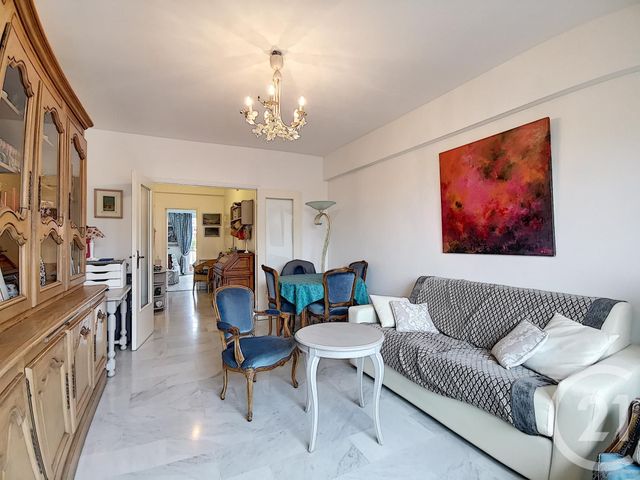 Afficher la photo en grand Appartement F3 à vendre - 3 pièces - 70.0 m2 - NICE - 06 - PROVENCE-ALPES-COTE-D-AZUR - Century 21 Cabinet Marchal
