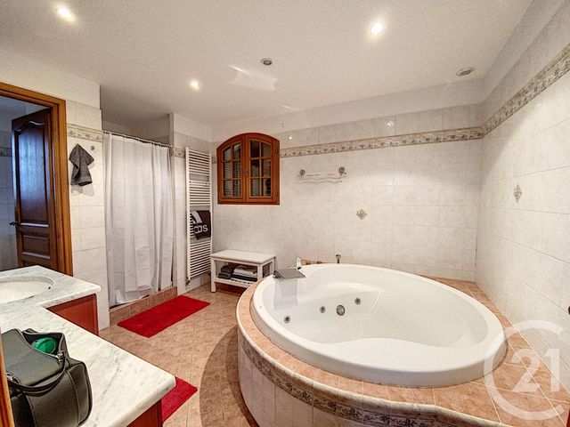 Afficher la photo en grand maison à vendre - 7 pièces - 250.0 m2 - NICE - 06 - PROVENCE-ALPES-COTE-D-AZUR - Century 21 Cabinet Marchal