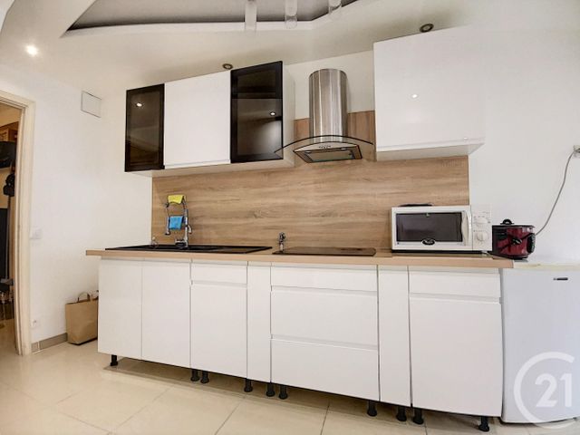 Afficher la photo en grand Appartement F3 à vendre - 3 pièces - 46.0 m2 - NICE - 06 - PROVENCE-ALPES-COTE-D-AZUR - Century 21 Cabinet Marchal