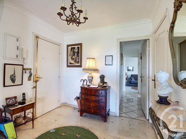 Afficher la photo en grand Appartement F4 à vendre - 4 pièces - 91.0 m2 - VILLENEUVE LOUBET - 06 - PROVENCE-ALPES-COTE-D-AZUR - Century 21 Cabinet Marchal