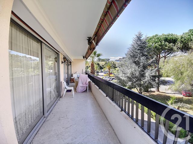 Afficher la photo en grand Appartement F4 à vendre - 4 pièces - 91.0 m2 - VILLENEUVE LOUBET - 06 - PROVENCE-ALPES-COTE-D-AZUR - Century 21 Cabinet Marchal
