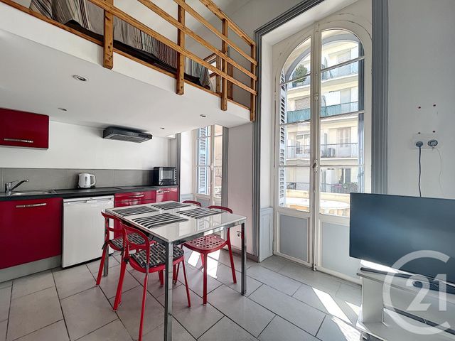 Studio à louer - 1 pièce - 36.0 m2 - NICE - 06 - PROVENCE-ALPES-COTE-D-AZUR - Century 21 Cabinet Marchal Studio à louer - 1 pièce - 36.0 m2 - NICE - 06 - PROVENCE-ALPES-COTE-D-AZUR - Century 21 Cabinet Marchal