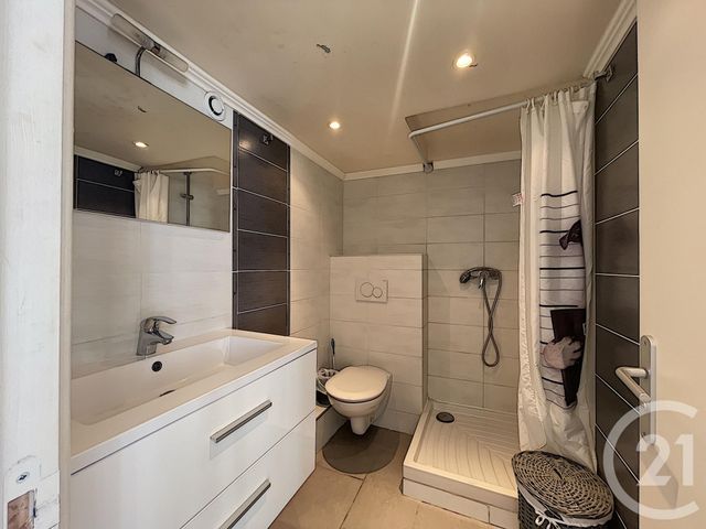 Studio à louer - 1 pièce - 36.0 m2 - NICE - 06 - PROVENCE-ALPES-COTE-D-AZUR - Century 21 Cabinet Marchal Studio à louer - 1 pièce - 36.0 m2 - NICE - 06 - PROVENCE-ALPES-COTE-D-AZUR - Century 21 Cabinet Marchal