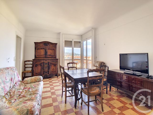 Afficher la photo en grand Appartement F4 à louer - 4 pièces - 77.0 m2 - NICE - 06 - PROVENCE-ALPES-COTE-D-AZUR - Century 21 Cabinet Marchal