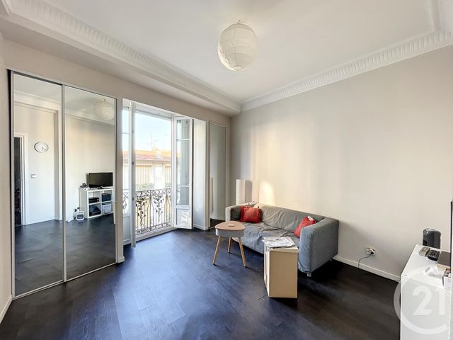 Appartement F3 à louer - 3 pièces - 77.0 m2 - NICE - 06 - PROVENCE-ALPES-COTE-D-AZUR - Century 21 Cabinet Marchal