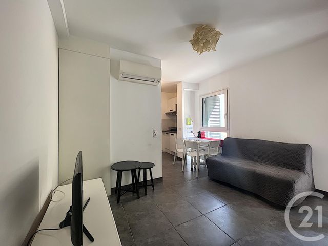 Appartement F2 à louer - 2 pièces - 35.0 m2 - NICE - 06 - PROVENCE-ALPES-COTE-D-AZUR - Century 21 Cabinet Marchal
