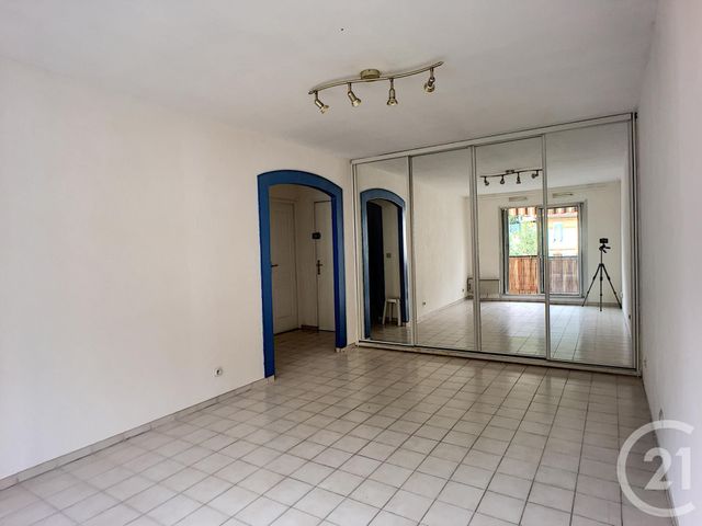 Afficher la photo en grand Appartement F1 à vendre - 1 pièce - 35.0 m2 - NICE - 06 - PROVENCE-ALPES-COTE-D-AZUR - Century 21 Cabinet Marchal