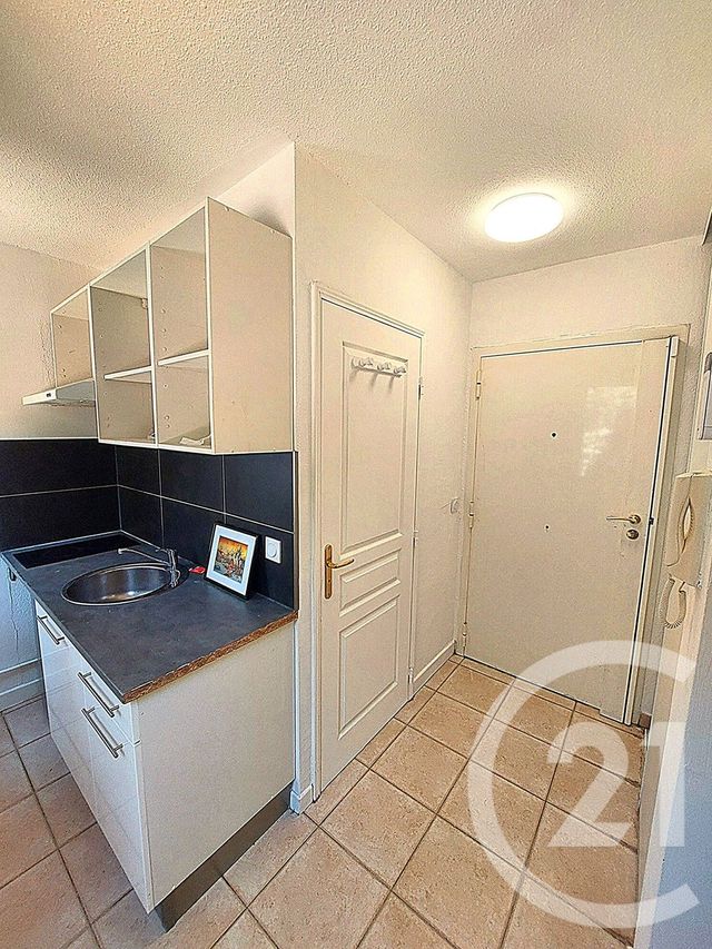 Appartement Studio à vendre - 1 pièce - 18.01 m2 - NICE - 06 - PROVENCE-ALPES-COTE-D-AZUR - Century 21 Cabinet Marchal