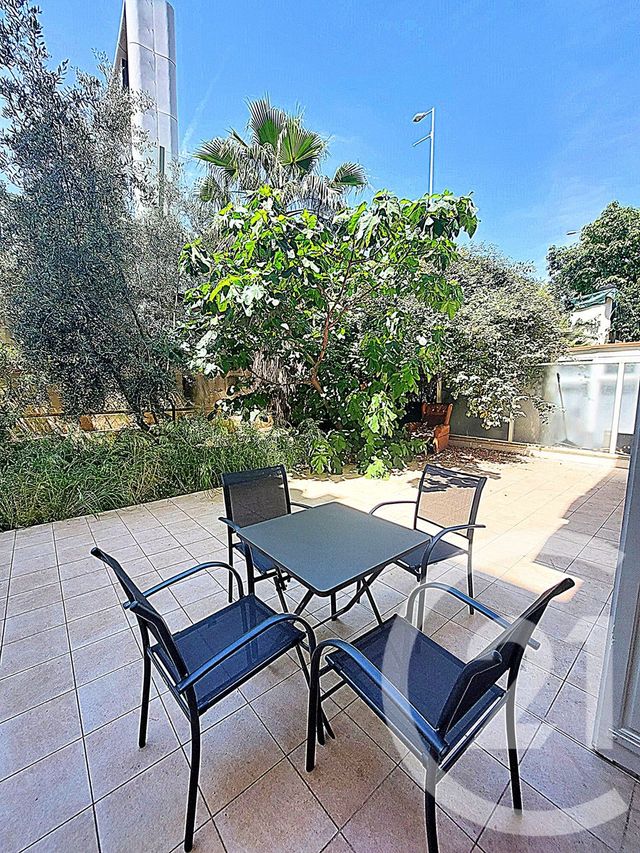 Appartement Studio à vendre - 1 pièce - 18.01 m2 - NICE - 06 - PROVENCE-ALPES-COTE-D-AZUR - Century 21 Cabinet Marchal