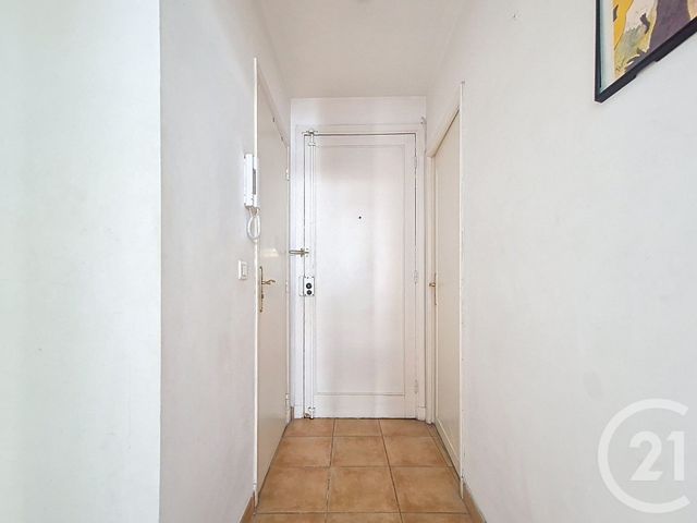Afficher la photo en grand Appartement F2 à vendre - 2 pièces - 36.3 m2 - NICE - 06 - PROVENCE-ALPES-COTE-D-AZUR - Century 21 Cabinet Marchal