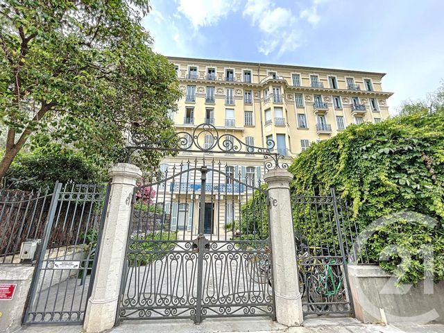 Appartement F1 à louer - 1 pièce - 22.53 m2 - NICE - 06 - PROVENCE-ALPES-COTE-D-AZUR - Century 21 Cabinet Marchal