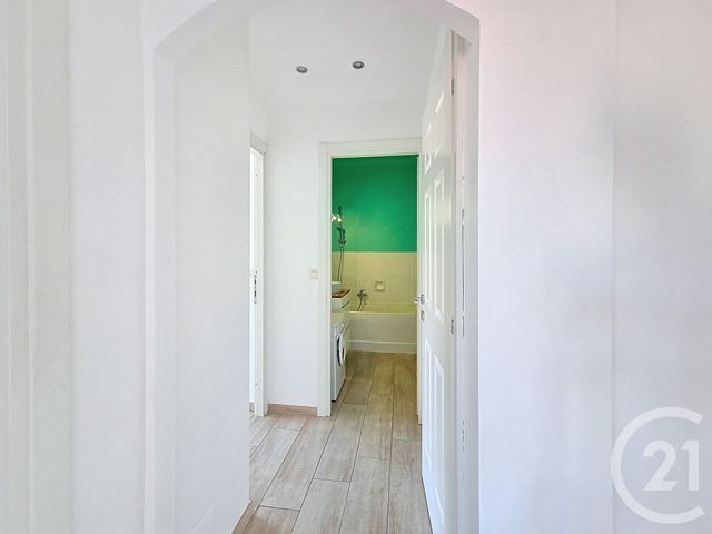 Afficher la photo en grand Appartement F2 à louer - 2 pièces - 50.37 m2 - NICE - 06 - PROVENCE-ALPES-COTE-D-AZUR - Century 21 Cabinet Marchal