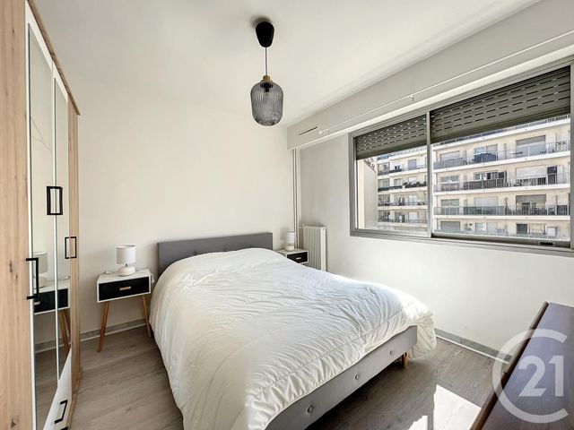 Afficher la photo en grand Appartement F2 à louer - 2 pièces - 41.88 m2 - NICE - 06 - PROVENCE-ALPES-COTE-D-AZUR - Century 21 Cabinet Marchal